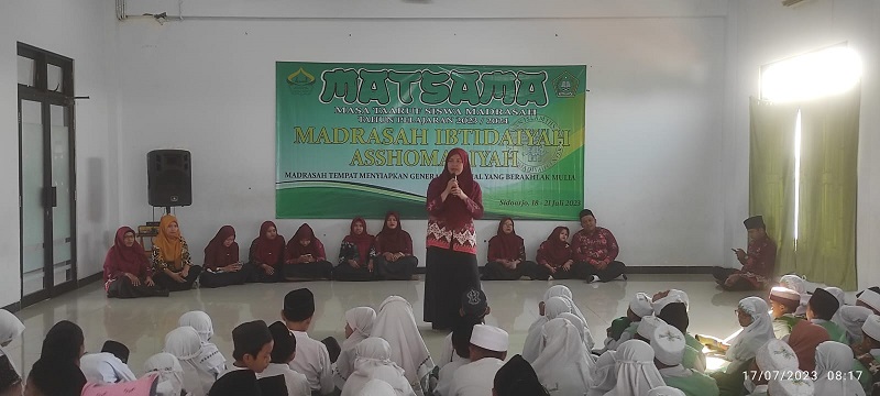 Sambutan Kepala MI Asshomadiyah